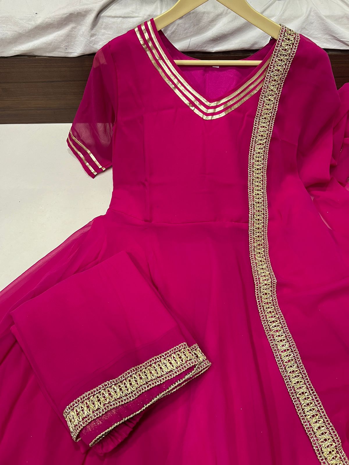 Banwery Paryusha Georgette Kurti With Bottom Dupatta Suppliers In India